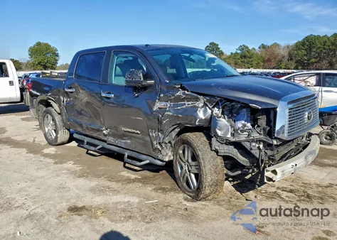 2011 Toyota Tundra Crewmax Limited из США, поврежденный, VIN 5TFFY5F12BX103723
